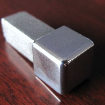 kupować 8 mm metalowe kąty wykończenia z stali nierdzewnej do stanowisk online manufacture