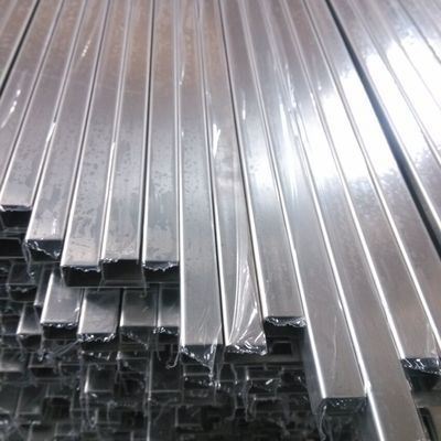 kupować 304 or 316 Stainless Steel Tile Trim Profile with Corrosion Resistance and Customizable Length for Tile Protection online manufacture